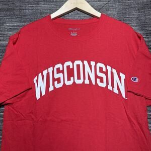 Wisonsin Shirt Men's Large Red Short Sleeve University Badgers